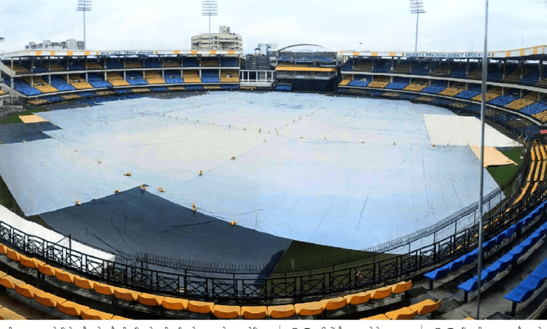 होलकर स्टेडियम में महिला विश्व कप मैच के लिए तैयार मैदान