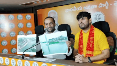 भाजपा सांसद रघुनंदन राव मूसी रिवर फ्रंट प्रोजेक्ट पर अवैध कब्जों का मुद्दा उठाते हुए