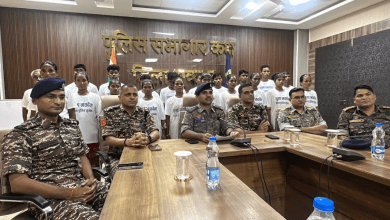 सुकमा में आत्मसमर्पण करते 20 नक्सली, जिनमें 33 लाख का इनामी शामिल