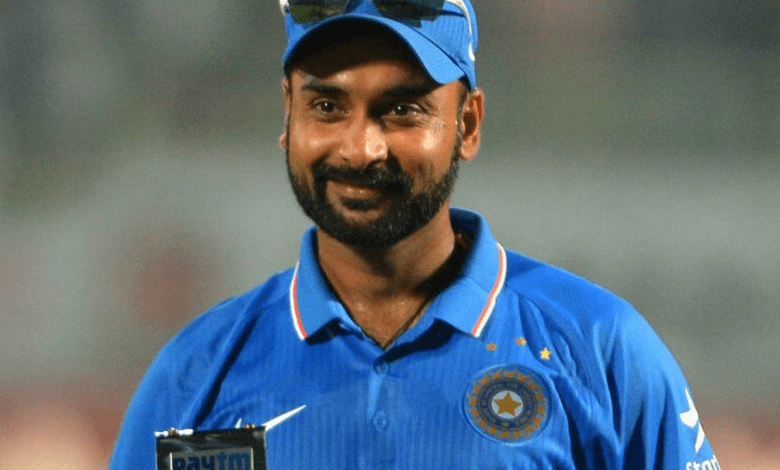 क्रिकेट से संन्यास लेते हुए अमित मिश्रा की तस्वीर