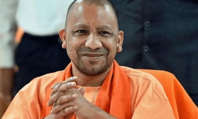 मुख्यमंत्री योगी आदित्यनाथ नन्ही मायरा से मिले