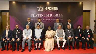 राष्ट्रपति द्रौपदी मुर्मू वैश्विक व्यापार में अवसर तलाशने का संदेश देती हुई