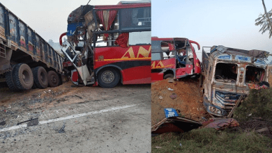 कटक में बस और टैंकर की टक्कर