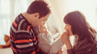 बच्चों की परवरिश में संवाद, आशीर्वाद और सत्यनिष्ठा का महत्व