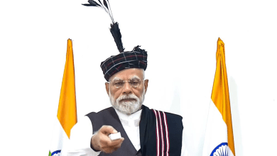 प्रधानमंत्री मोदी पूर्वोत्तर क्षेत्र में वोट बैंक राजनीति से हुए नुकसान पर बोलते हुए