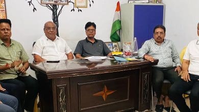 ट्रस्ट सभा में धर्मशाला और कार्यक्रम चर्चा का दृश्य