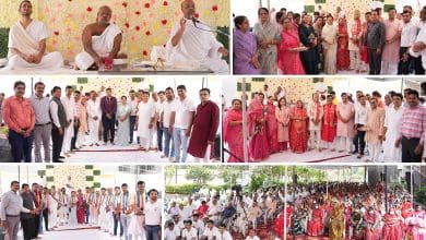 नेकलेस प्राइड में संत चंद्रप्रभजी महाराज श्रद्धालुओं को संबोधित करते हुए।