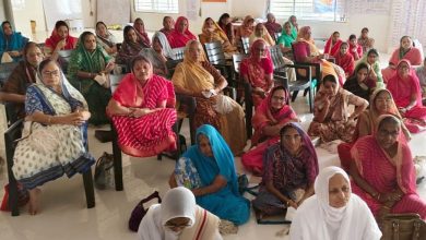 गोशामहल स्थित शंखेश्वर भवन में श्री शंखेश्वर पार्श्वनाथ जैन संघ के तत्वावधान में आयोजित धर्मसभा का दृश्य।