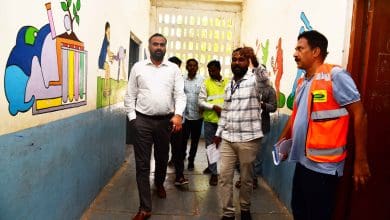 आर.वी. कर्णन ने जुबली हिल्स मतदान केंद्र देखा