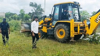 हैद्रा पोचारम कोंडापुर अतिक्रमण हटाया