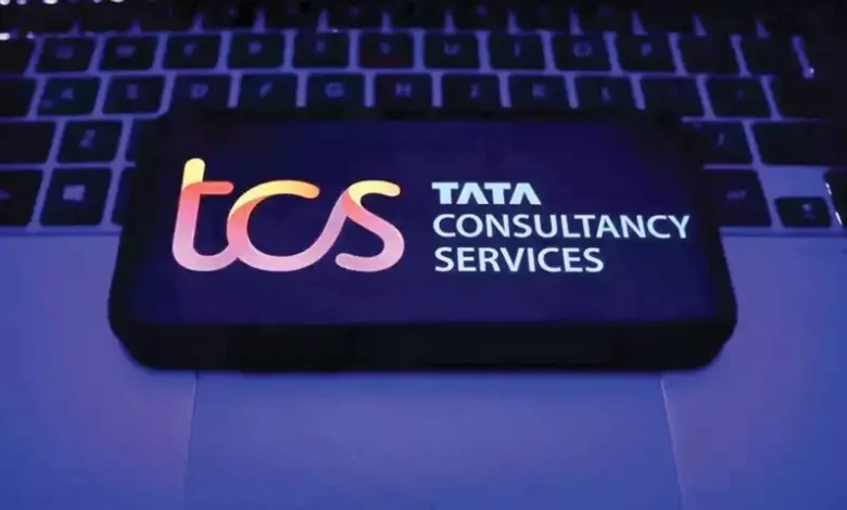 टीसीएस H-1B वीज़ा कर्मचारियों की संख्या घटाई