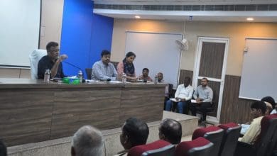 हैदराबाद कोर्ट ड्यूटी पुलिस समीक्षा बैठक में अधिकारी