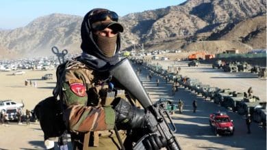 चार मोर्चों पर घिरे पाकिस्तान संकट की प्रतीकात्मक छवि