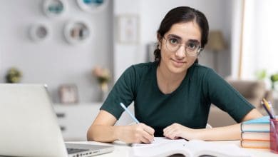 प्रतियोगी परीक्षाओं की तैयारी में डिजिटल टूल्स का बढ़ता महत्व