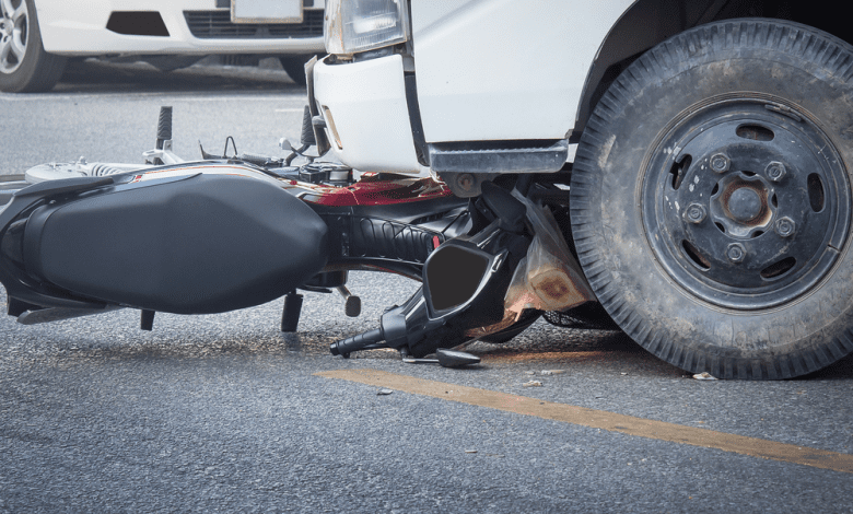 भिवंडी में ट्रक की टक्कर से इंजीनियर की मौत