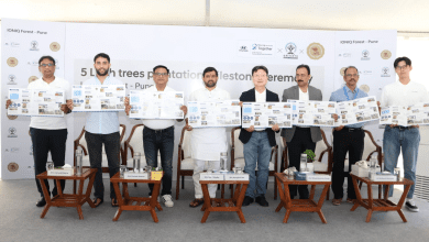 ह्युंडई टीम पुणे में आयोनिक फॉरेस्ट के तहत वृक्षारोपण करते हुए