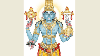 धनतेरस पर भगवान धन्वंतरि और लक्ष्मी पूजा करते श्रद्धालु