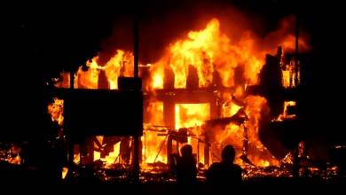 इंदौर में तीन मंजिला मकान में भीषण आग से मची अफरातफरी