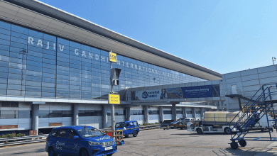 महिला ने लैंडिंग से पहले छेड़छाड़ का आरोप लगाया