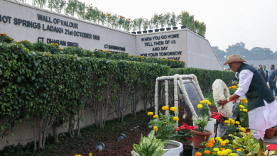 रक्षा मंत्री राजनाथ सिंह पुलिस स्मृति दिवस पर संबोधित करते हुए