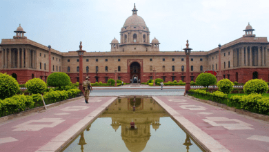 दिल्ली में आग की दो घटनाएं, दमकल की तत्परता से बड़ा हादसा टला