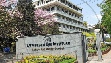 हैदराबाद के एलवी प्रसाद आई इंस्टीट्यूट में डॉक्टरों की टीम एआई को डॉक्टर की तरह सोचने की ट्रेनिंग दे रही है