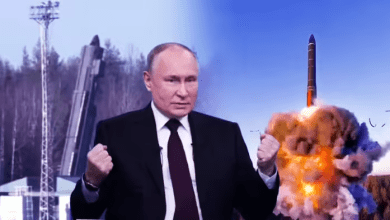 रूसी परमाणु मिसाइल लॉन्च अभ्यास के दौरान यार्स ICBM का क्षितिज पर प्रक्षेपण”