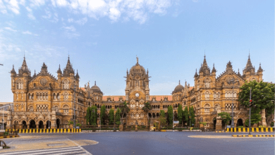 छत्रपति शिवाजी महाराज टर्मिनस और मराठा किलों का गौरव