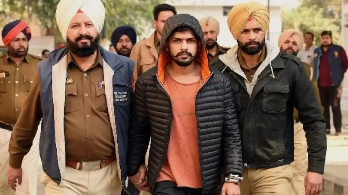 सीबीआई टीम ने अमेरिका से लाया लॉरेंस बिश्नोई गिरोह का गैंगस्टर लखविंदर कुमार
