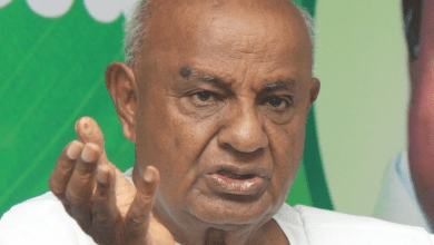 देवेगौड़ा ने गारंटी योजनाओं को आर्थिक संकट का कारण बताया