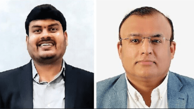 सीए श्रवण रायपुडी व सुनील एस. नायर