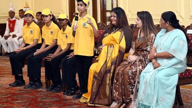 शक्तिसैट अभियान की छात्राओं ने राष्ट्रपति द्रौपदी मुर्मू से मुलाकात की