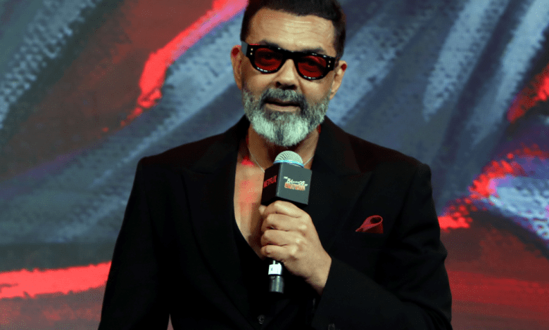 बॉबी देओल 30 साल फिल्म इंडस्ट्री में