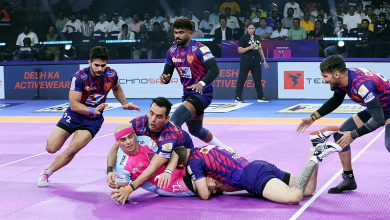 दबंग दिल्ली ने जयपुर पिंक पैंथर्स को हराकर रोमांचक जीत दर्ज की