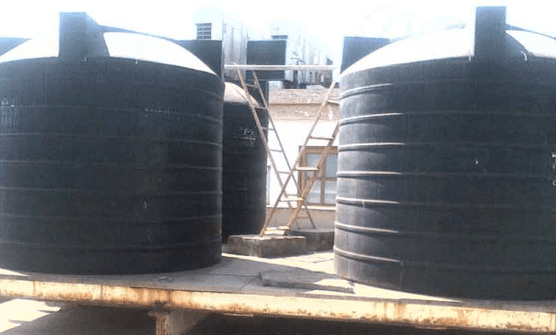 पड़ोस की टंकी में मिला बच्चे का शव, मचा हड़कंप