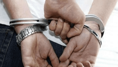 एनएच-16 पर संदिग्ध बाइक सवारों को पुलिस ने पकड़ा