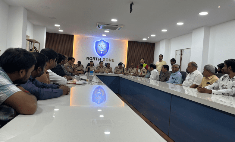 दीपावली से पहले आतिशबाजी दुकानों की जांच तेज़