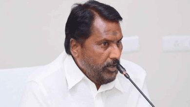 अदलूरी लक्ष्मण ने भारास पर शिक्षा‑कल्याण भ्रष्ट करने का आरोप