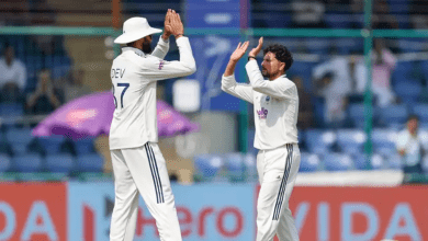 दूसरे टेस्ट में बल्लेबाज़ी करते वेस्टइंडीज के शाई होप और जॉन कैंपबेल