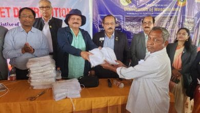 एनटीपीसी ग्रामीण स्वास्थ्य सुरक्षा पहल के अंतर्गत मच्छरदानियाँ वितरण