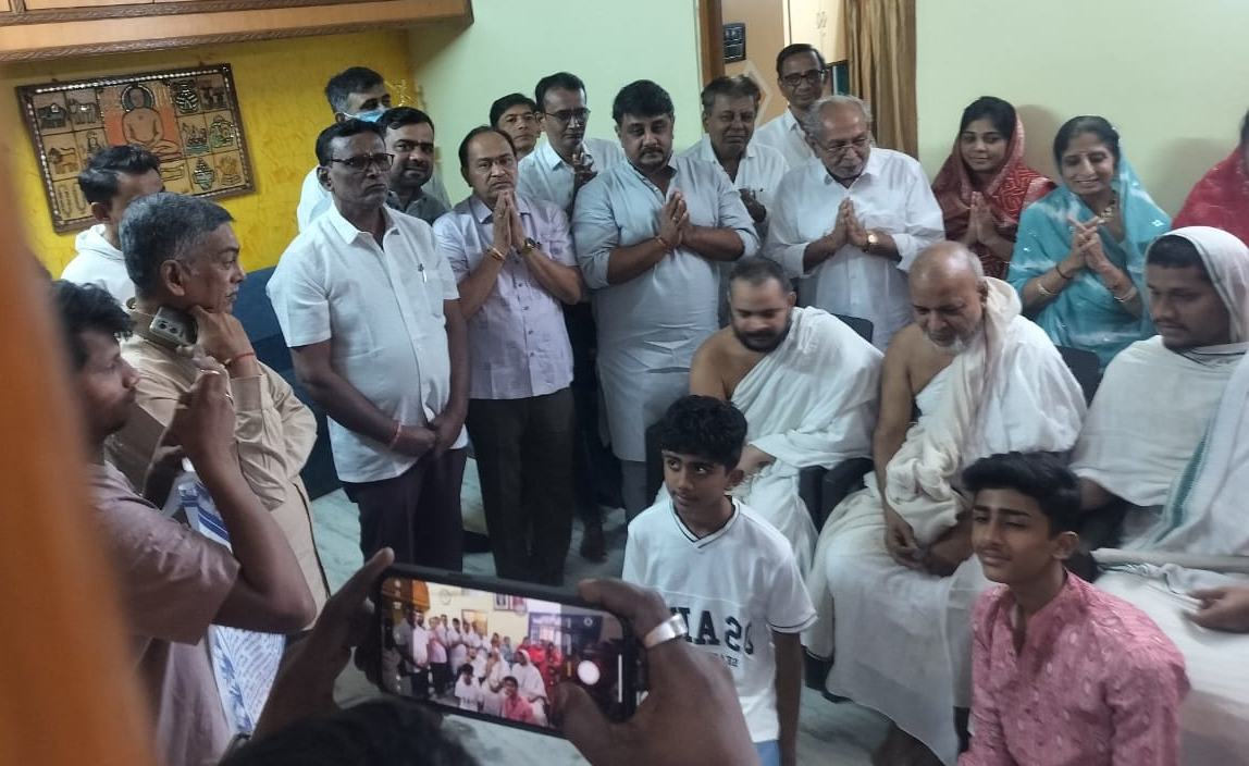 महावीर भवन में आचार्य विजयभक्तिरत्नसूरीश्वरजी का प्रवचन