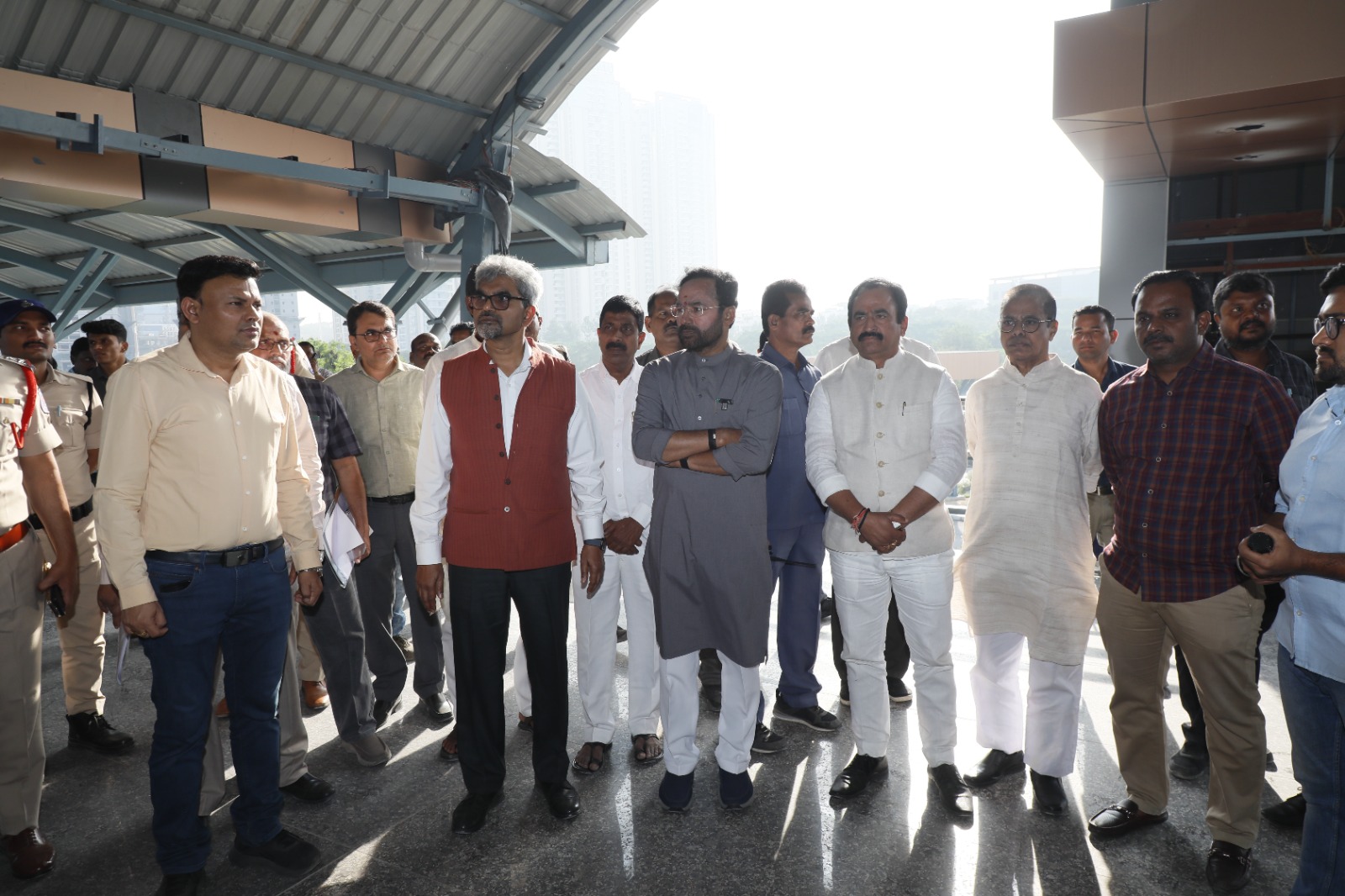 केंद्रीय मंत्री जी. किशन रेड्डी ने हाईटेक सिटी स्टेशन का निरीक्षण किया