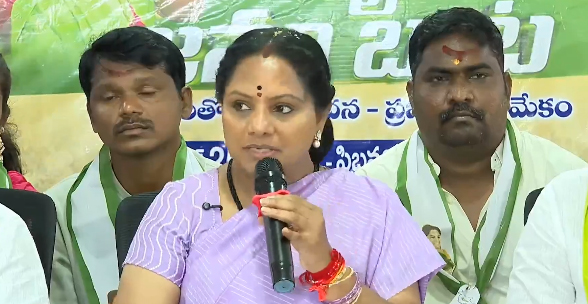 कविता ने बीआरएस से नाता तोड़ा, भ्रष्टाचार पर वार