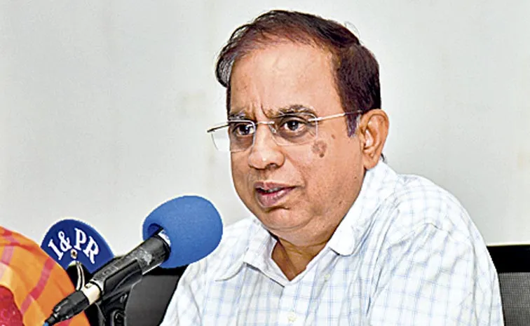 मतदाता सूची अद्यतन समीक्षा बैठक में सीईओ सुदर्शन रेड्डी