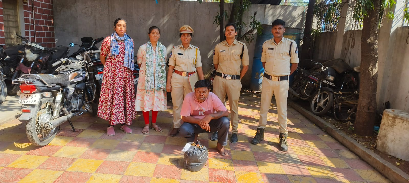 हैदराबाद में गांजा तस्करी मामले में गिरफ्तार आरोपी