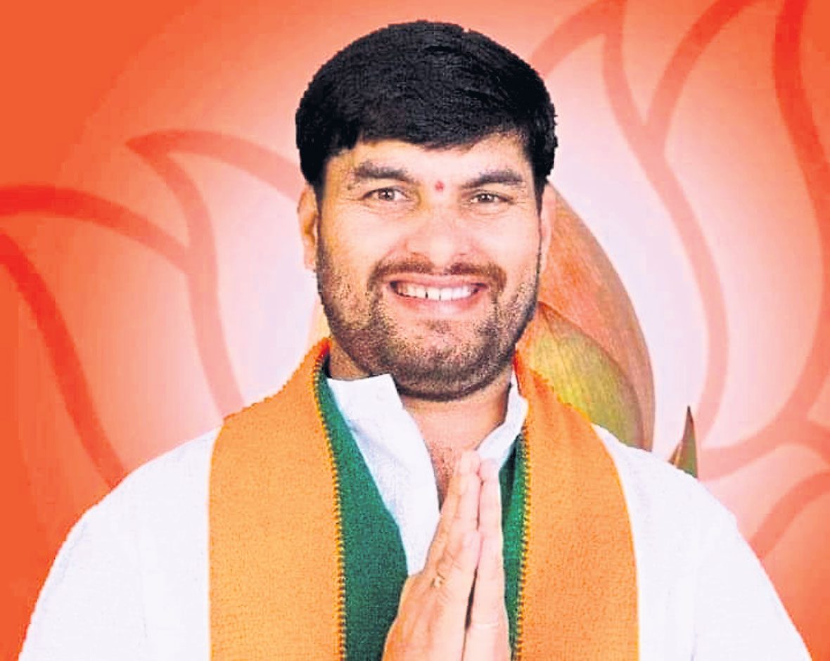 भाजपा नेताओं की प्रेस कॉन्फ्रेंस में गिरीजन मुद्दों पर चर्चा