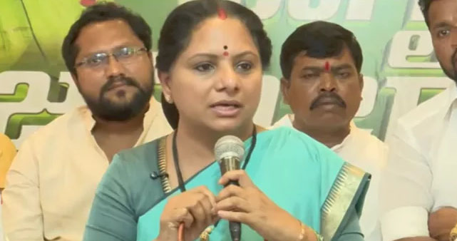 जुबली हिल्स हार पर प्रतिक्रिया देती हुईं एमएलसी कविता