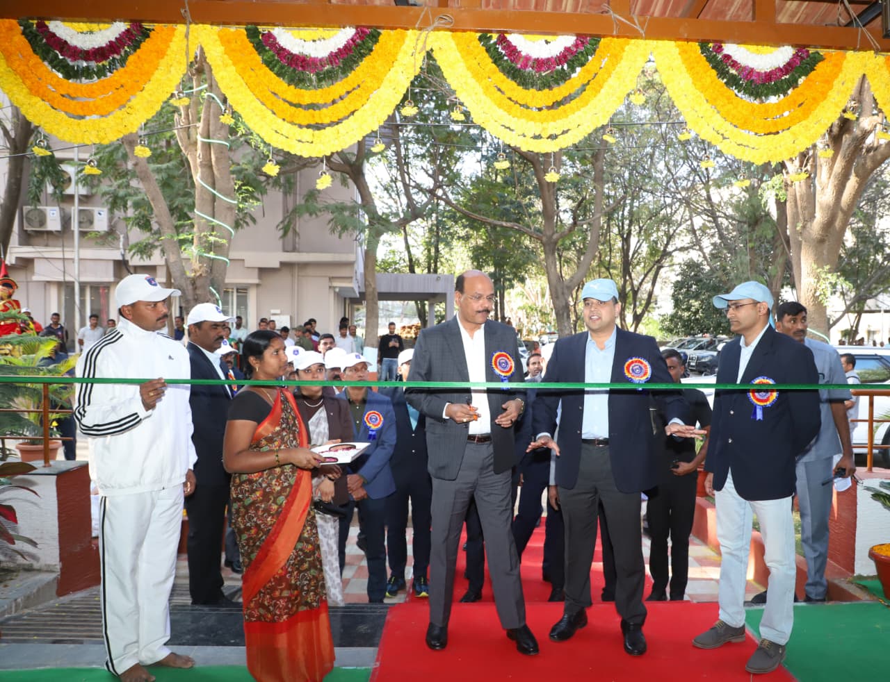 डीजीपी बोले: खेल पुलिसकर्मियों का तनाव घटाने का सशक्त माध्यम