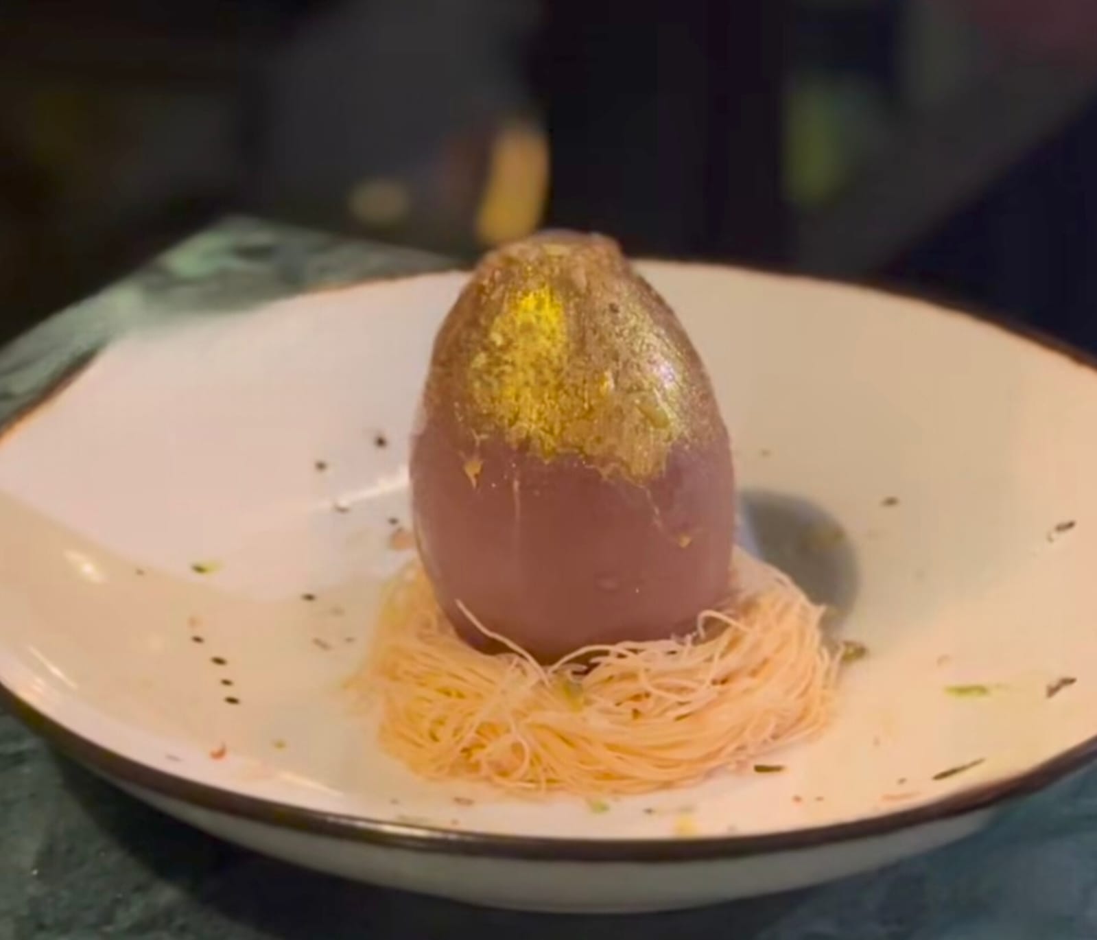 कतायफी गुलाब जामुन चीज़ मूस