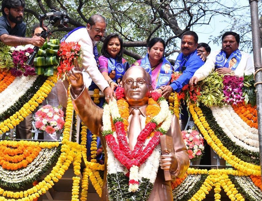 जीएचएमसी मुख्यालय में महापौर और उपमहापौर